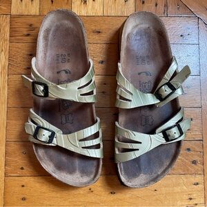 Birki’s Gold Double Cutout Strap Sandals EU 37